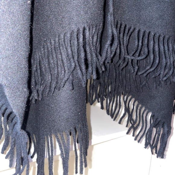 saks shawls